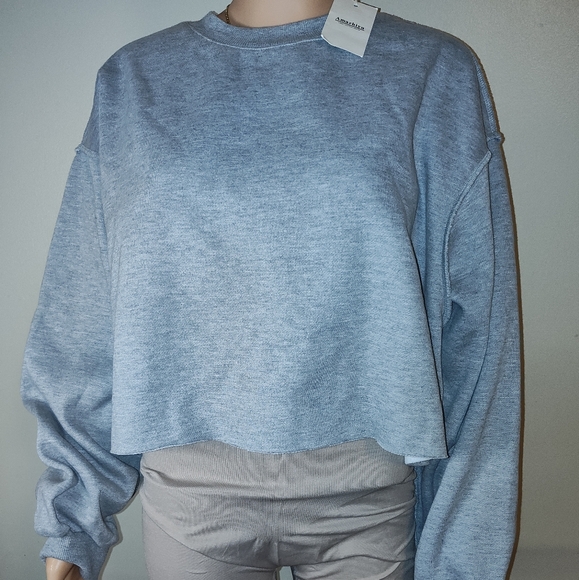 Ambiance Tops - Casual Gray Cropped Sweatshirt